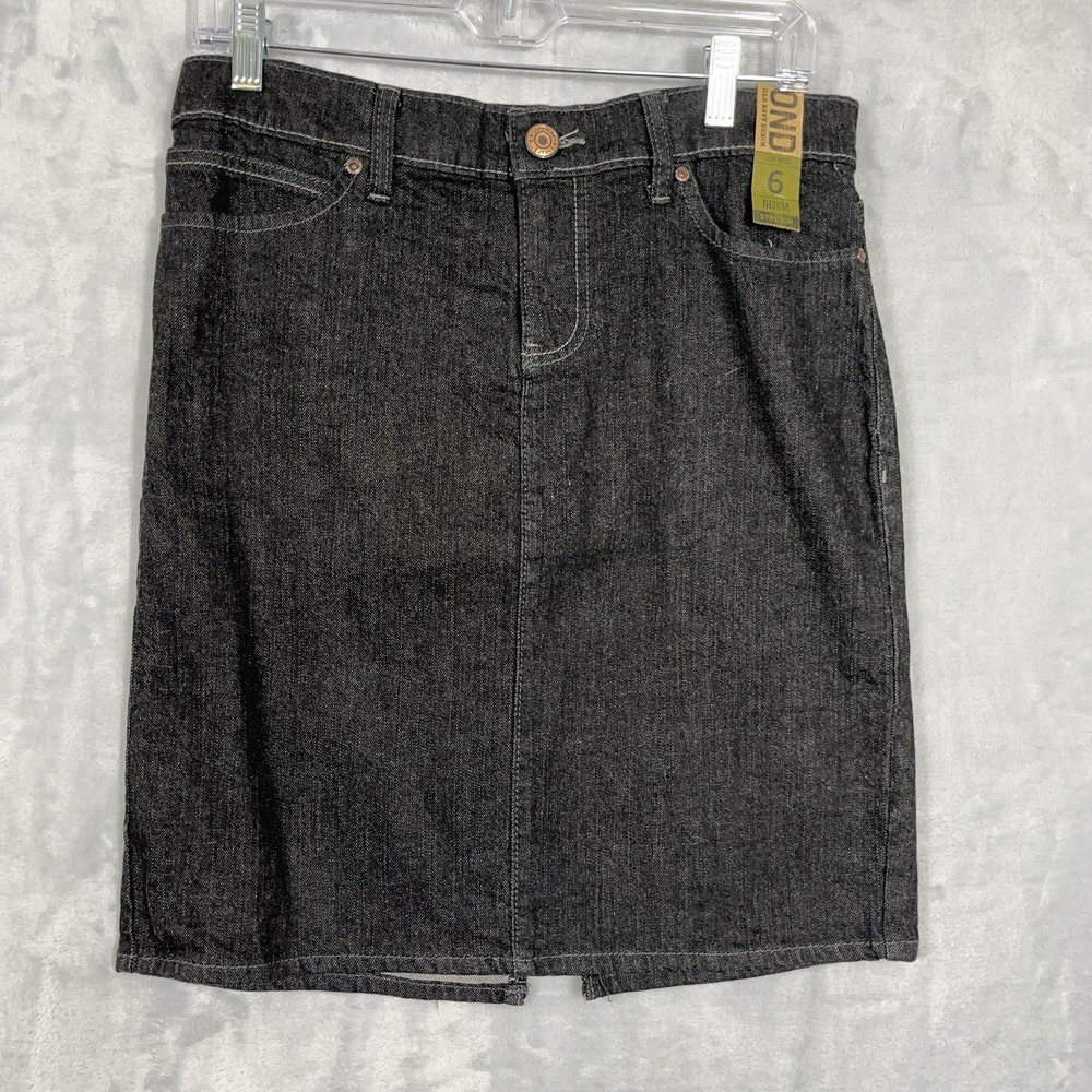 Old Navy Womensโ NWT Black Denim Mini Skirt Stretch Low Waist 6